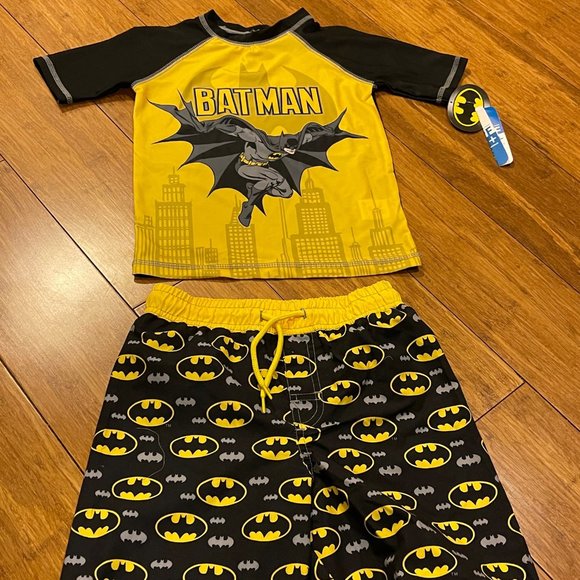 Batman Swimwear Boy's Size 5/6 Top and Shorts new